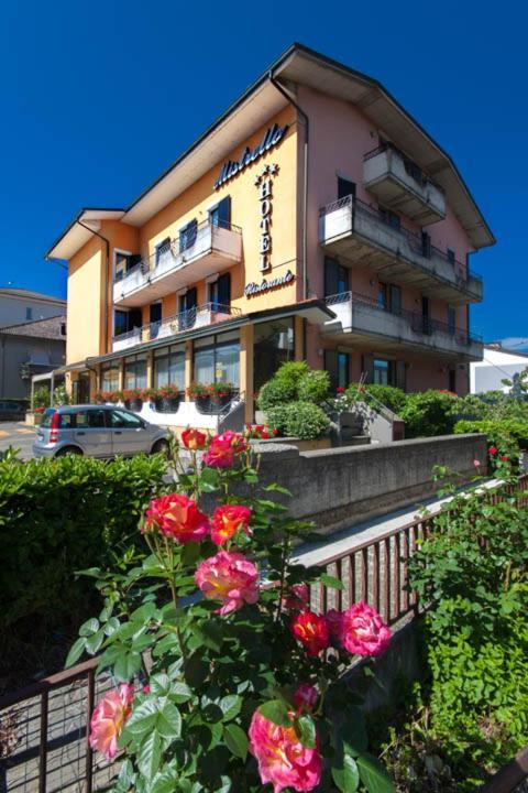 Hotel Mistrello Di Savoia Borgo Val di Taro Extérieur photo