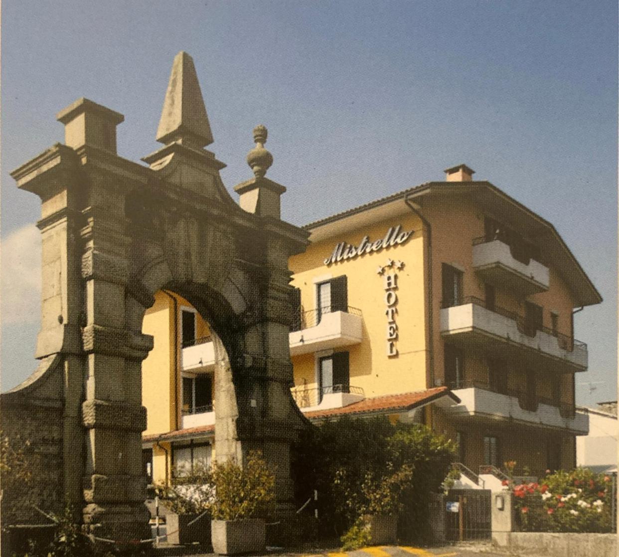 Hotel Mistrello Di Savoia Borgo Val di Taro Extérieur photo